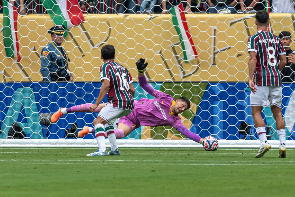 Kobel Shines as Fluminense and Dortmund Draw in Club World Cup Opener