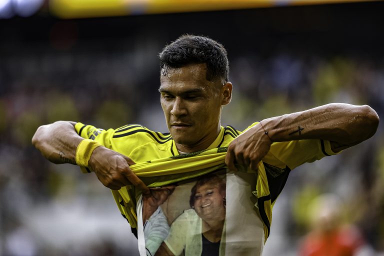 Russell-Rowe Goals Lift Crew Past Atlanta United in Commanding 3-1 Win